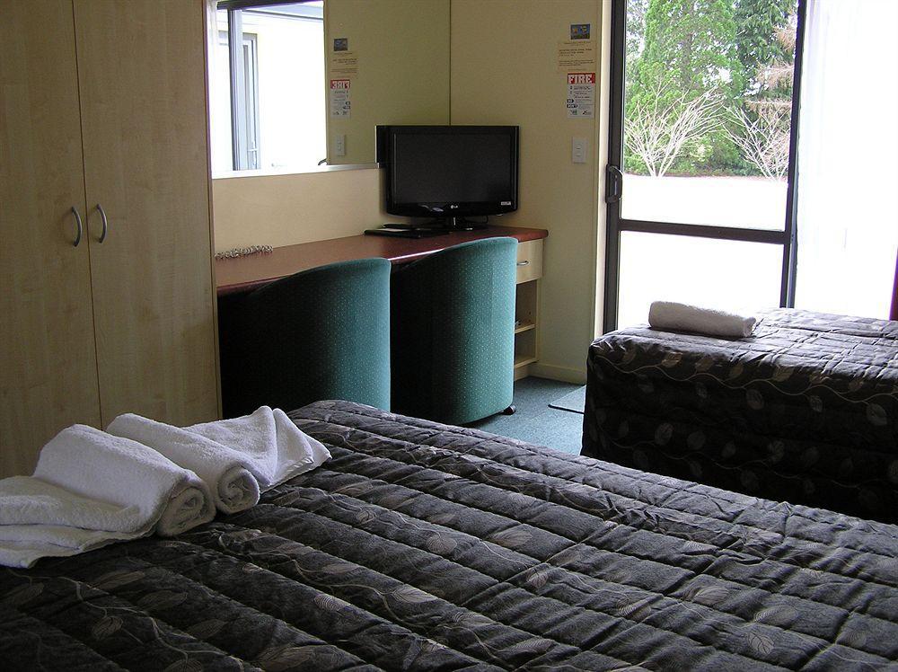 Bella Vista Motel Те-Анау Екстер'єр фото