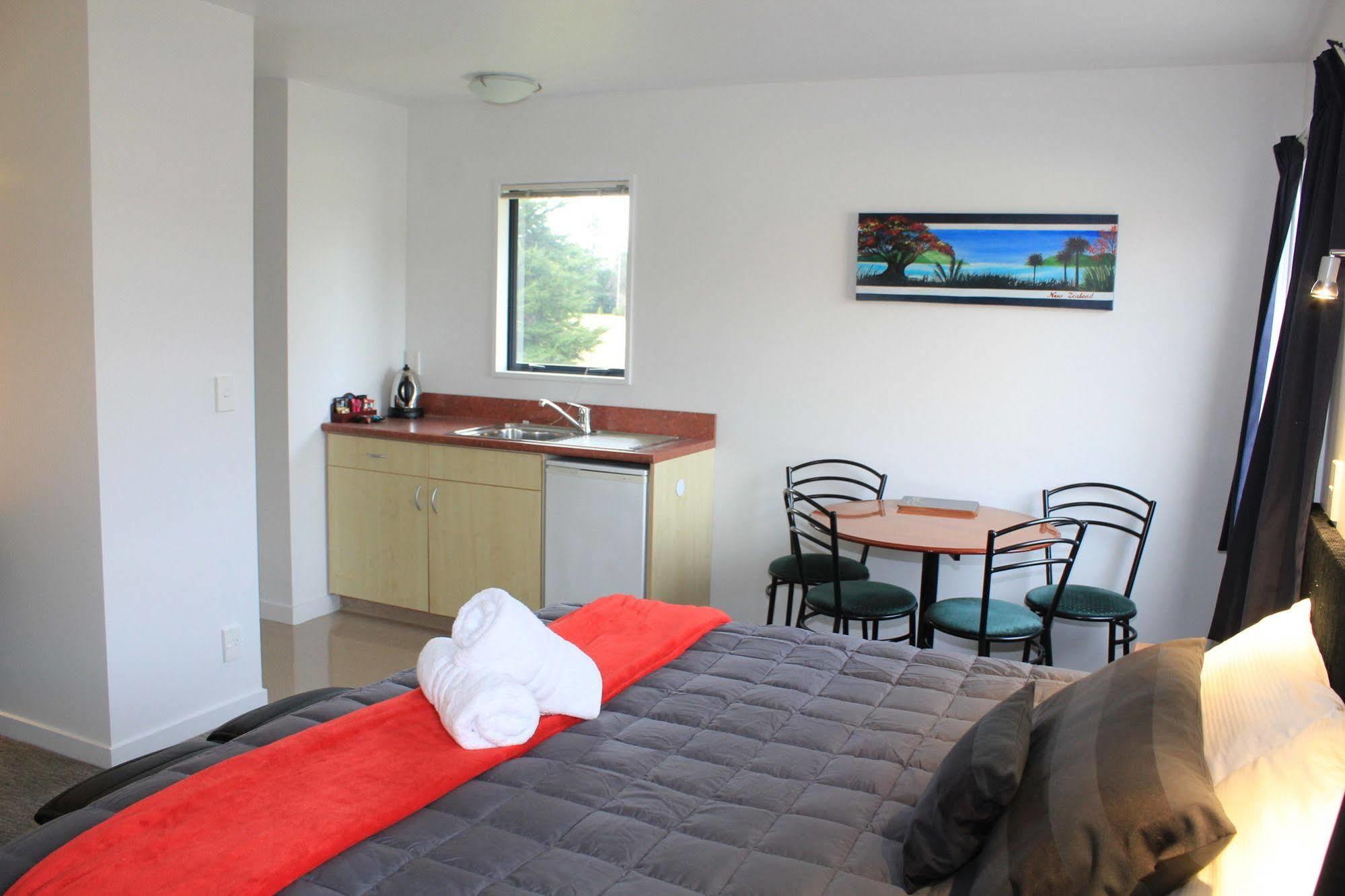 Bella Vista Motel Те-Анау Екстер'єр фото