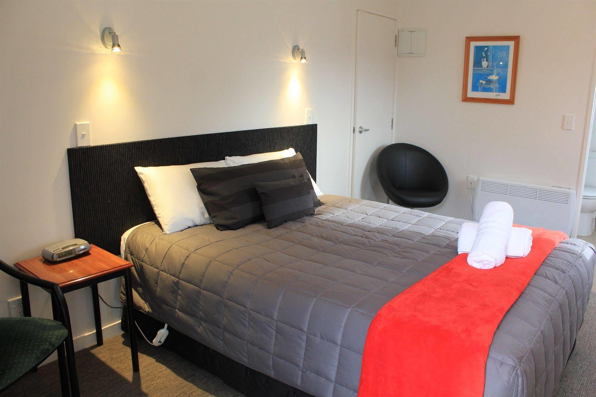 Bella Vista Motel Те-Анау Екстер'єр фото