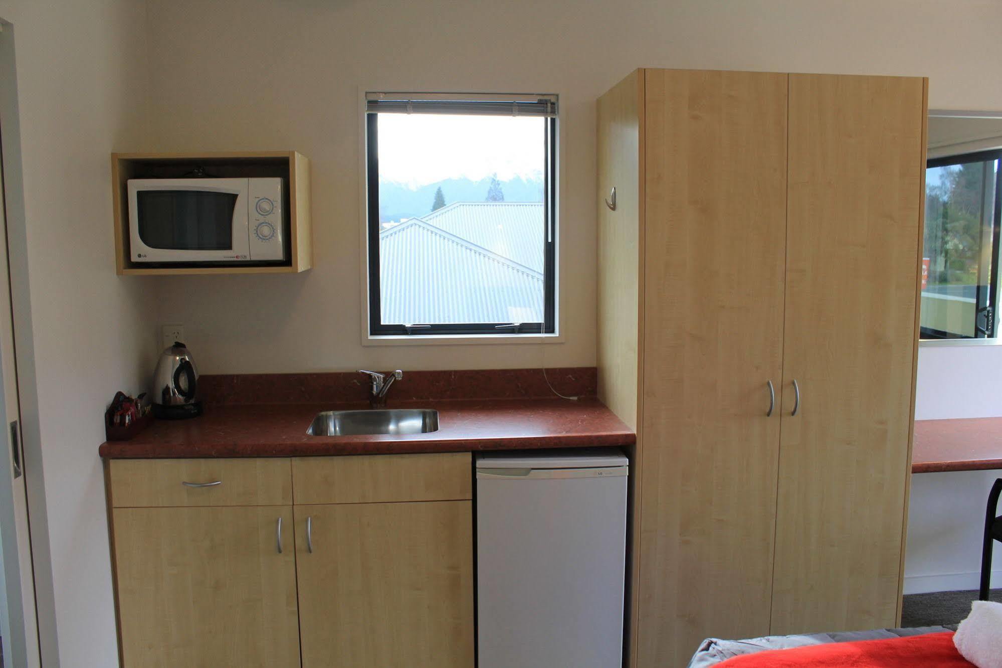 Bella Vista Motel Те-Анау Екстер'єр фото